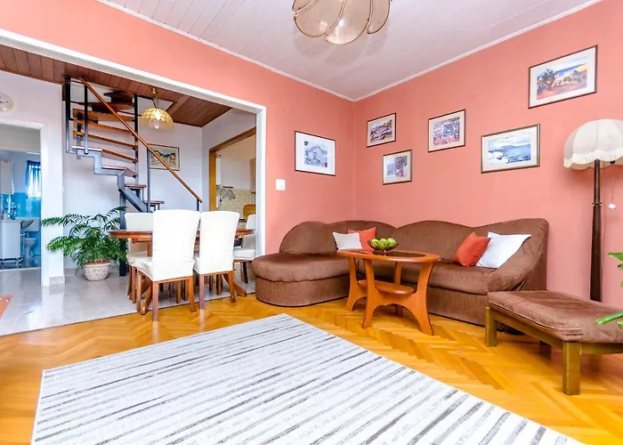 Buksa Apartman Trogir