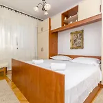 Buksa Apartment *