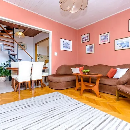 Buksa Apartamento Trogir